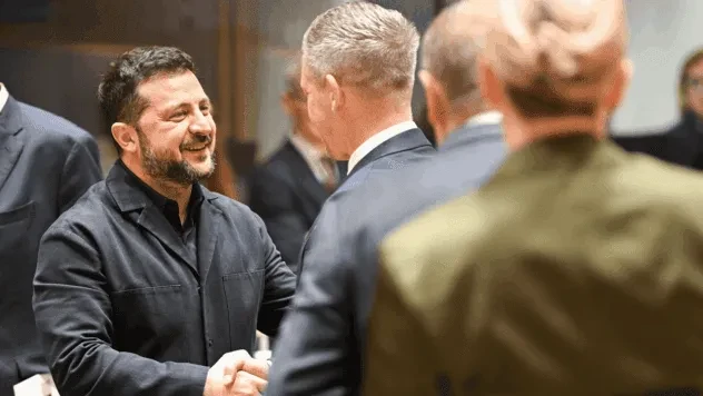 Говорили тет-а-тет про важливе: Зеленський і Мадяр провели першу зустріч у Брюсселі